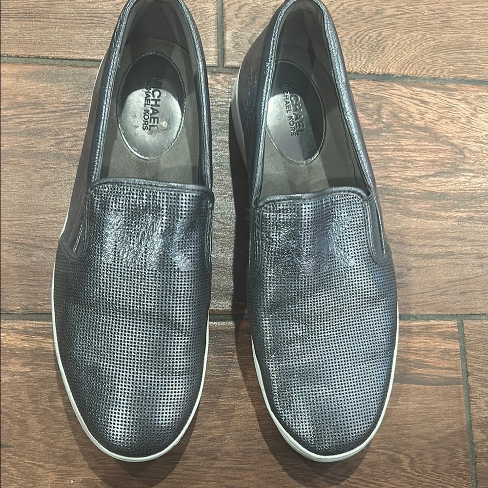 Michale Kors Sneakers size 10